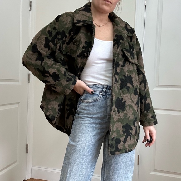 ABS Camo Print Fleeced Shirt Jacket - Picture 7 of 9